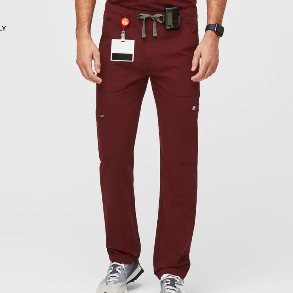 FIGS Men’s Burgundy Scrub Pants
